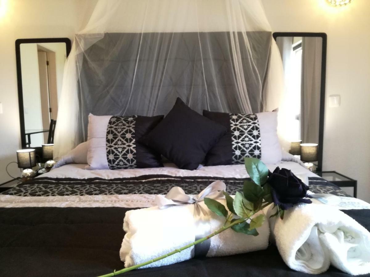 Sensations Guesthouse Lagos Exterior photo