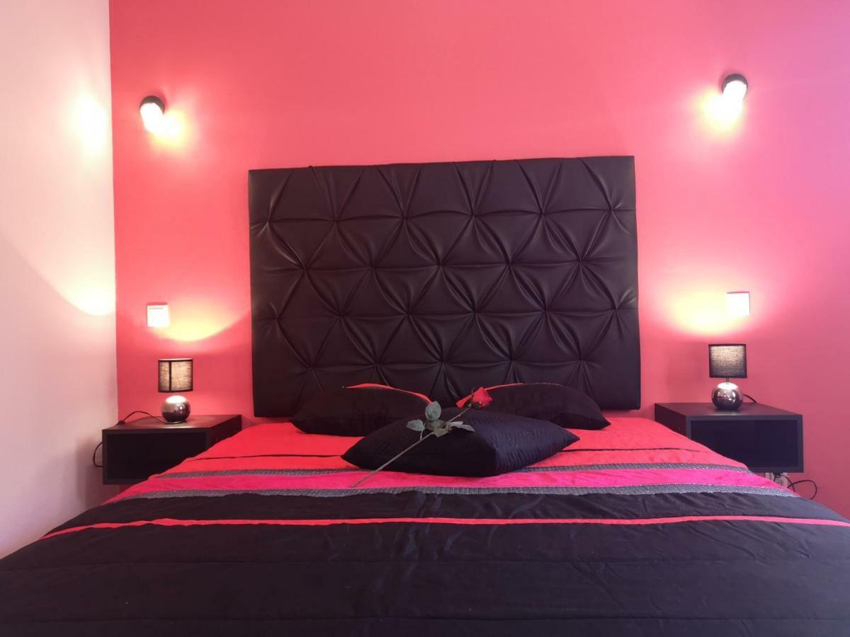 Sensations Guesthouse Lagos Exterior photo