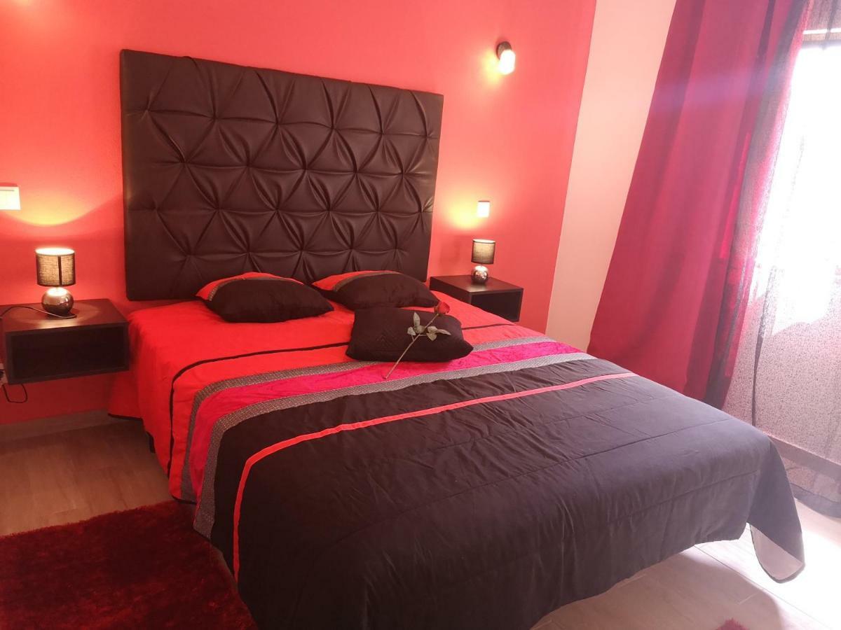 Sensations Guesthouse Lagos Exterior photo